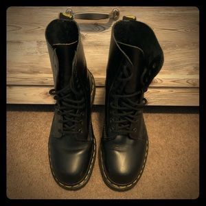 Dr. Martens. Air Wair. Size 8.5